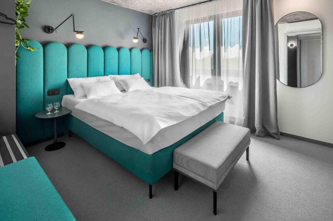 Boutique Hotel Mezi Svy Hradec Králové 외부 사진